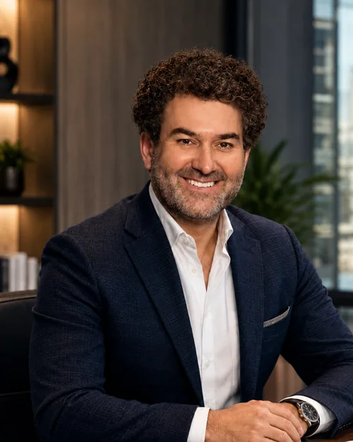 Islam Hasani, Drejtor Financiar i ERAM Group